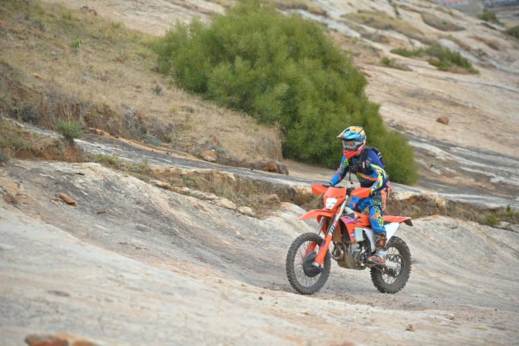 11 KTM 2024 Enduro na skalach